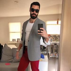 Meet your Posher, Luis